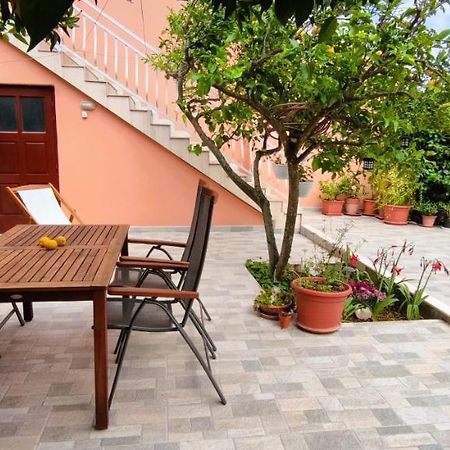 Apartments Senka Viganj Exterior foto