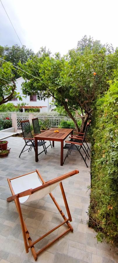 Apartments Senka Viganj Exterior foto